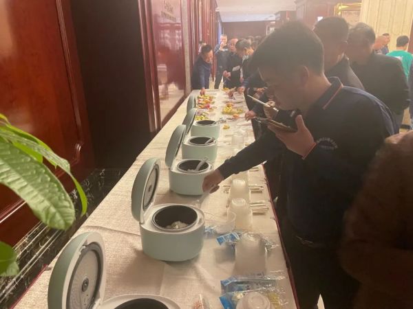 湖南興隆種業(yè)有限公司,長沙稻谷種植與銷售,長沙農(nóng)作物品種的選育,長沙農(nóng)業(yè)病蟲害防治服務(wù)