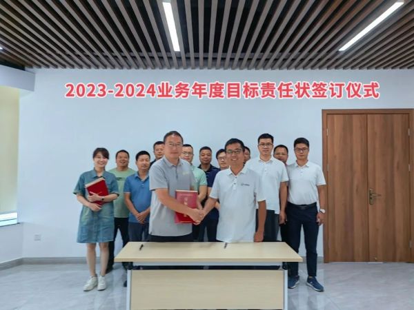 湖南興隆種業(yè)有限公司,長(zhǎng)沙稻谷種植與銷售,長(zhǎng)沙農(nóng)作物品種的選育,長(zhǎng)沙農(nóng)業(yè)病蟲害防治服務(wù)